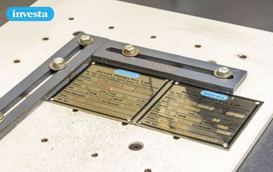 AUTOMATIC NAMEPLATE MARKING MACHINE